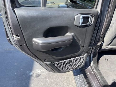 Used 2021 Jeep Gladiator Sport AWD/4WD image 20