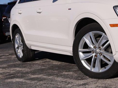 Used 2018 Audi Q3 2.0T Premium w/ Convenience Package image 3