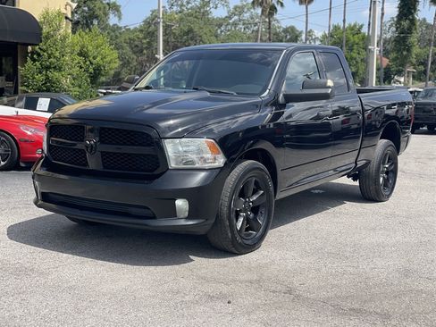 Used 2015 RAM 1500 Express RWD image 16