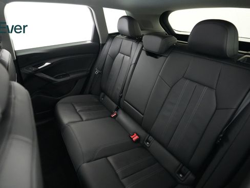 Used 2025 Audi Q6 e-tron Premium w/ Convenience Package RWD image 24