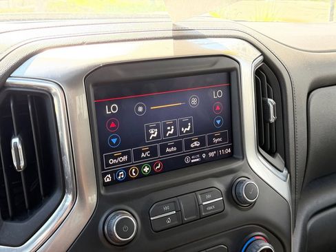 Used 2022 Chevrolet Silverado 2500 LTZ w/ LTZ Convenience Package RWD image 21