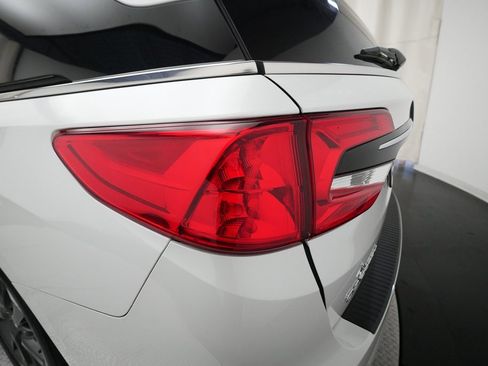 Used 2024 Honda Odyssey Elite image 33