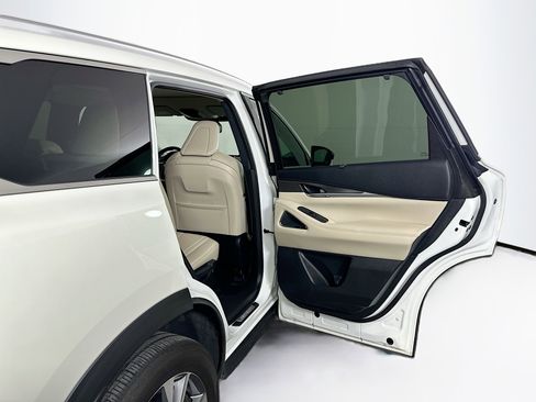 Used 2023 INFINITI QX60 Luxe w/ Vision Package AWD/4WD image 33