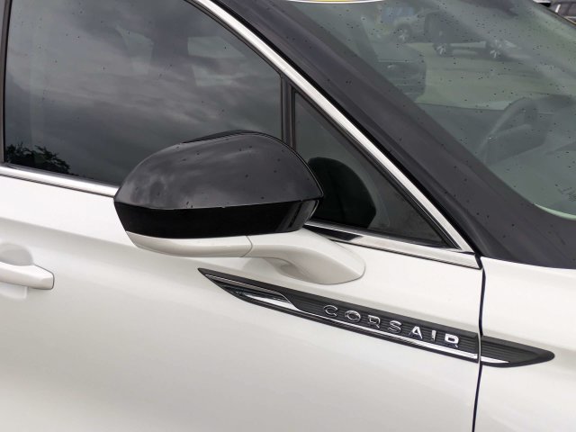 Used 2022 Lincoln Corsair FWD image 12