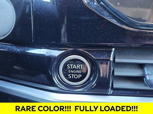 Used 2024 Nissan Pathfinder Platinum w/ Cargo Package image 21