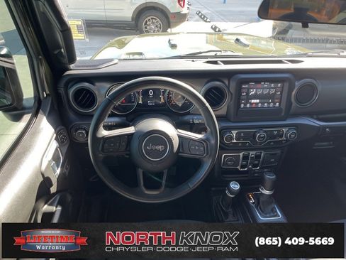Used 2022 Jeep Wrangler Unlimited Sport image 12
