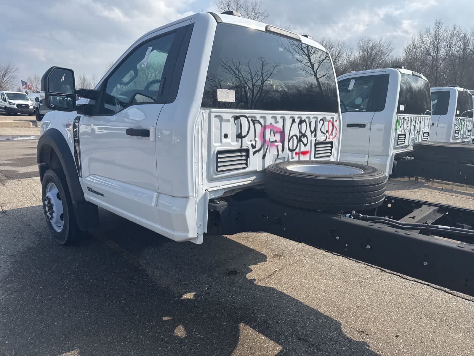 Used 2023 Ford F450 XLT w/ XLT Value Package RWD image 21