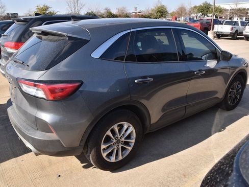 Certified 2022 Ford Escape SE image 6