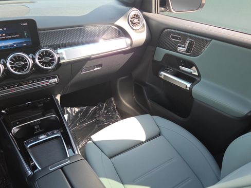 Certified 2026 Mercedes-Benz GLB 250 image 14