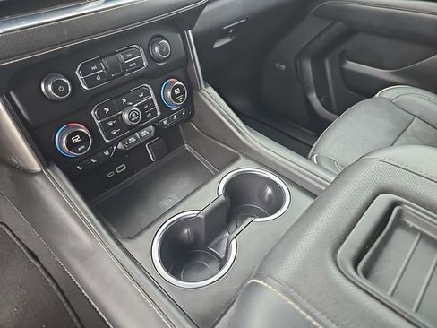 Used 2023 Chevrolet Tahoe Premier RWD image 34