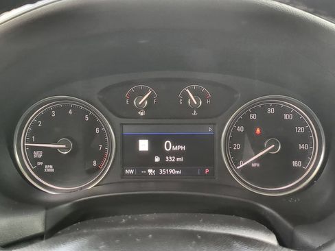 Used 2024 Buick Enclave Essence w/ Experience Buick Package FWD image 11