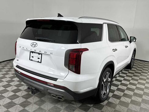Used 2025 Hyundai Palisade SEL FWD image 8