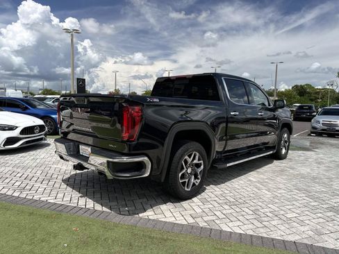 Used 2025 GMC Sierra 1500 SLT w/ SLT Premium Plus Package AWD/4WD image 5
