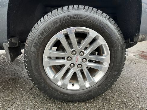 Used 2017 GMC Canyon SLT w/ Driver Alert Package image 10