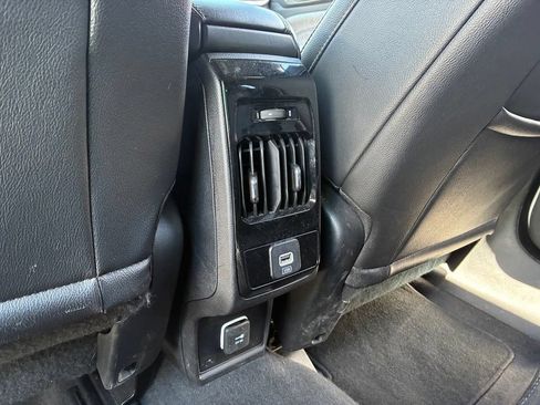 Used 2024 Jeep Compass Latitude AWD/4WD image 50