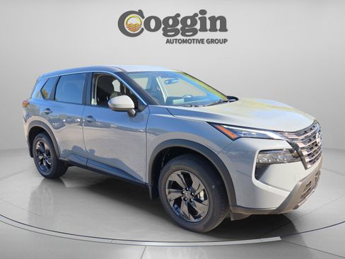 New 2026 Nissan Rogue SV w/ Cold Weather Package FWD image 7