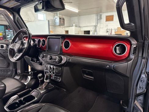 Used 2022 Jeep Gladiator Rubicon w/ LED Lighting Group image 44