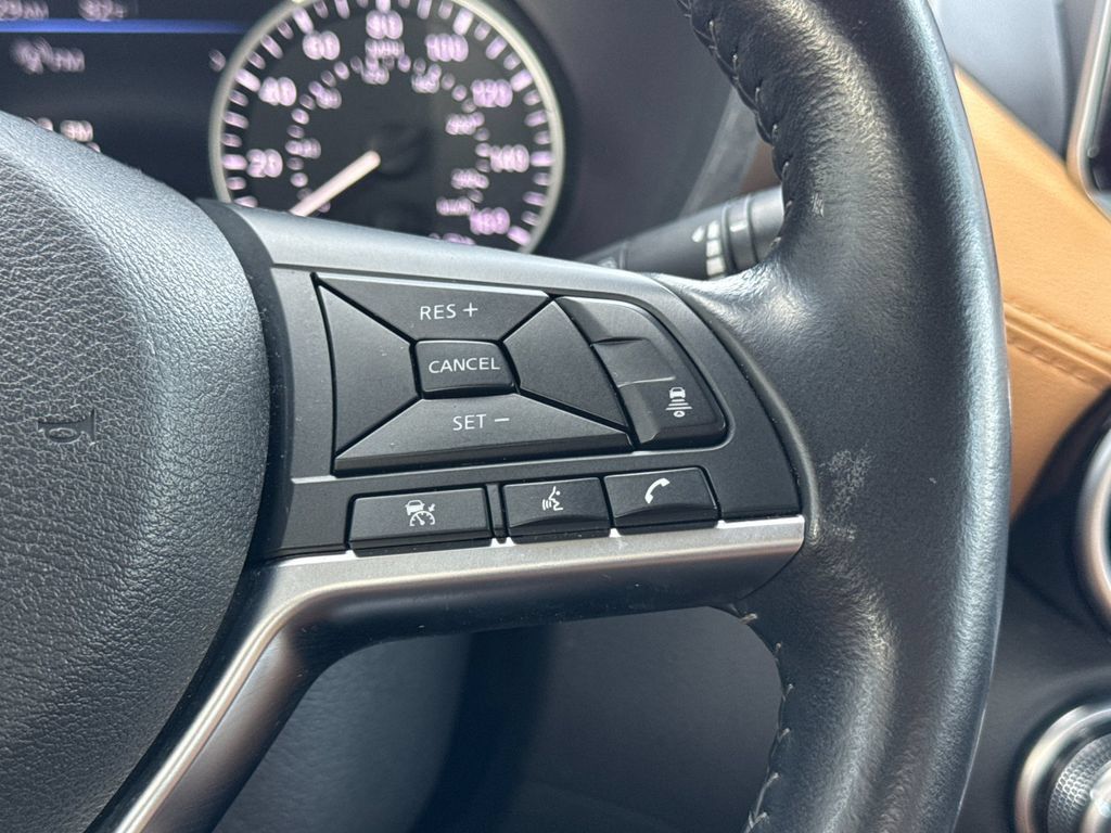Used 2025 Nissan Sentra SV w/ SV Premium Package FWD image 27