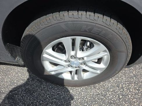 Used 2021 Buick Enclave Essence w/ Sound and Sites Package FWD image 4