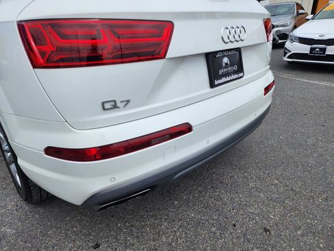 Used 2017 Audi Q7 3.0T Premium AWD/4WD image 44