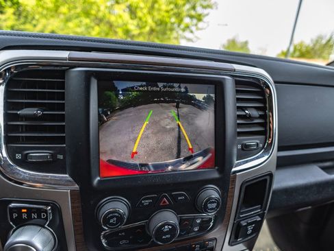 Used 2016 RAM 1500 Laramie w/ Convenience Group AWD/4WD image 12