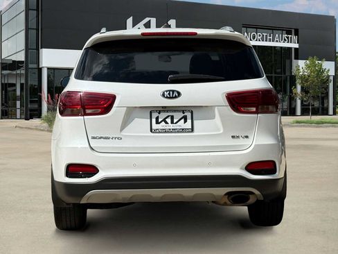 Used 2020 Kia Sorento EX FWD image 6