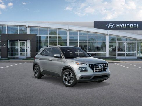 New 2026 Hyundai Venue SEL FWD image 2
