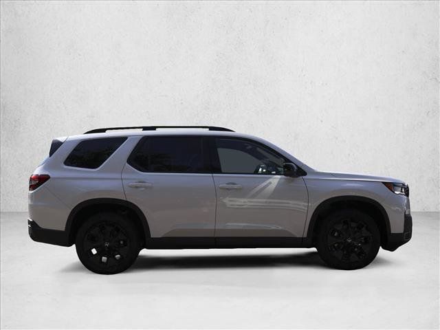 New 2026 Honda Pilot Black Edition image 4