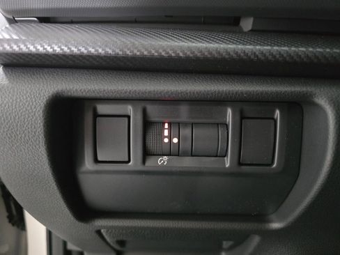 New 2025 Subaru Crosstrek 2.5i Limited w/ Popular Package #3A image 31