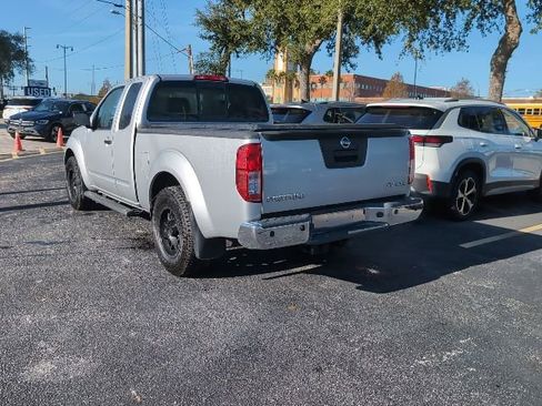 Used 2018 Nissan Frontier SV w/ Value Truck Package image 4