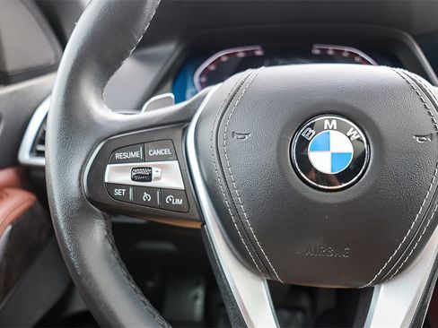 Used 2023 BMW X5 xDrive40i w/ Premium Package image 11