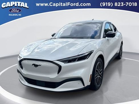 Certified 2025 Ford Mustang Mach-E Premium AWD/4WD image 1