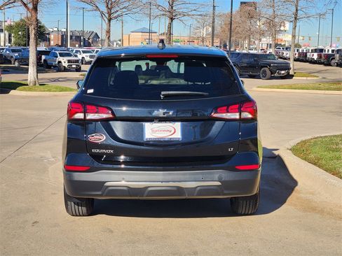 Used 2023 Chevrolet Equinox LT image 6