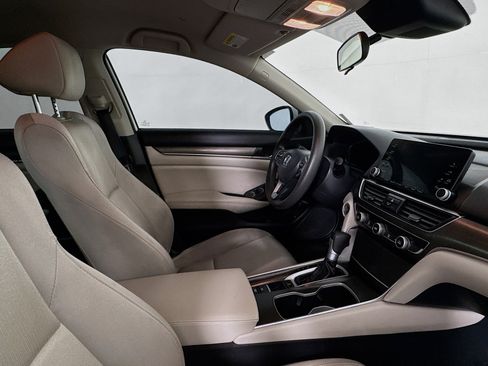 Used 2020 Honda Accord LX image 27