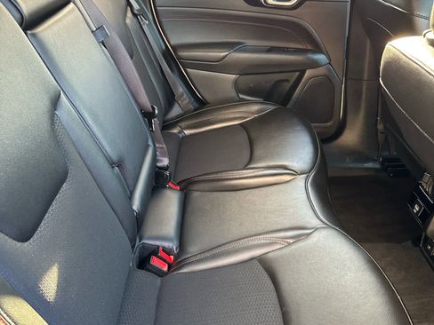 Used 2023 Jeep Compass Trailhawk image 15