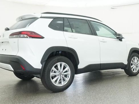 New 2026 Toyota Corolla Cross LE image 25