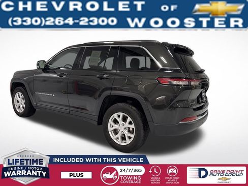 Used 2023 Jeep Grand Cherokee Limited image 3