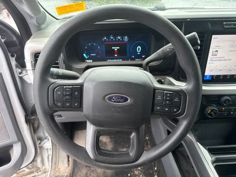 Used 2024 Ford F250 XLT w/ XLT Premium Package AWD/4WD image 13