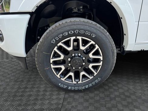 New 2025 RAM 2500 Limited image 14