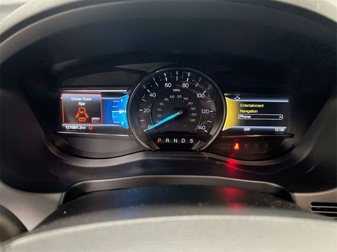 Used 2019 Ford Explorer Limited w/ Class III Trailer Tow Package image 11