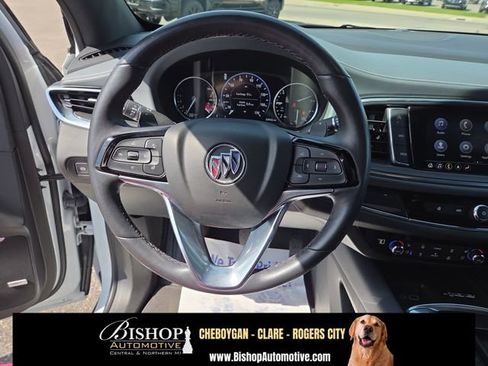 Used 2023 Buick Enclave Premium AWD/4WD image 18