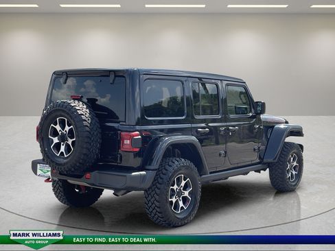Used 2023 Jeep Wrangler Unlimited Rubicon w/ LED Lighting Group AWD/4WD image 5