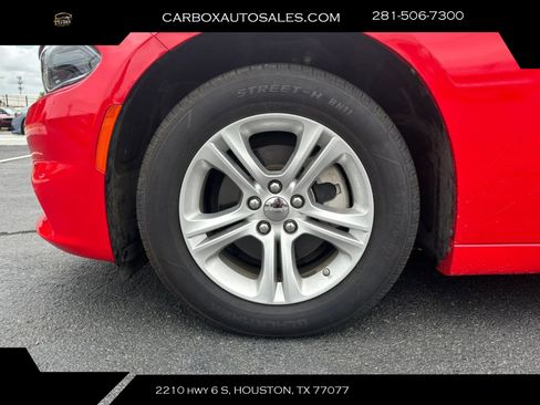 Used 2022 Dodge Charger SXT RWD image 21