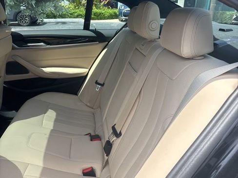 Used 2023 BMW 530i w/ Premium Package RWD image 6