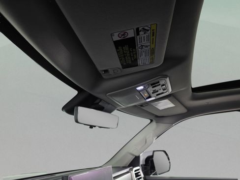 Used 2024 Toyota Sequoia SR5 image 15