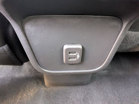 Used 2023 Chevrolet Equinox RS image 23