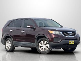 Used 2011 Kia Sorento LX video 1