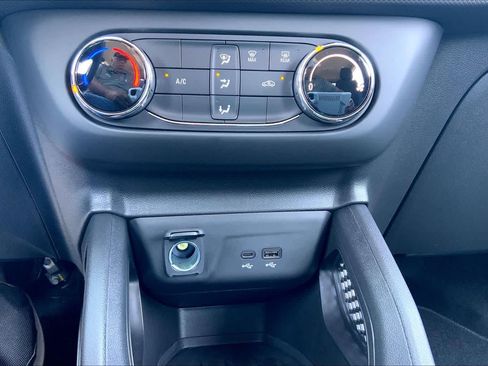 Used 2026 Chevrolet TrailBlazer LS w/ LS Convenience Package FWD image 32