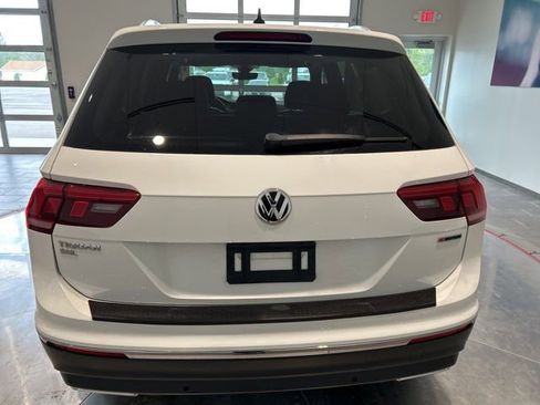 Used 2021 Volkswagen Tiguan SEL AWD/4WD image 6