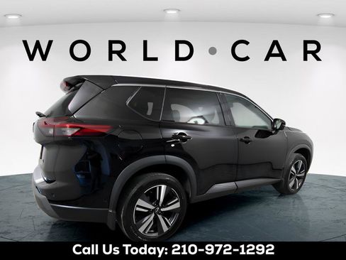 Used 2024 Nissan Rogue SL w/ SL Premium Package image 13